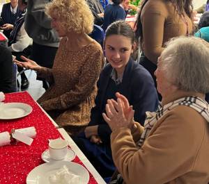 Christmas Tea Party2 